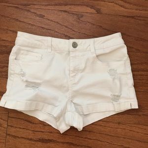 White Ripped Mid-rise Shorts!!!